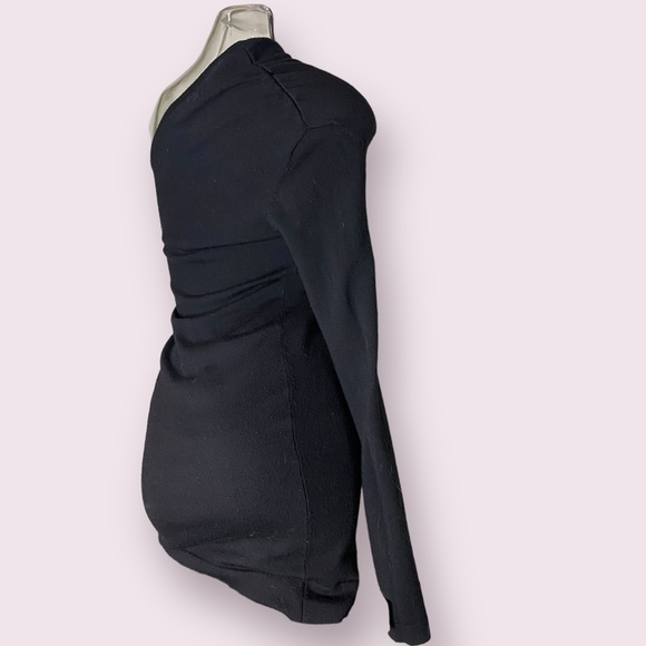 Italian wool one sleeved black bodycon sweater top - Picture 5 of 7